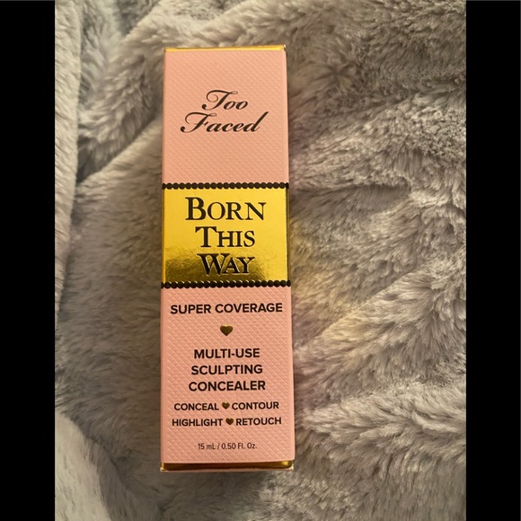 Too Faced Born This Way Concealer- Cloud - Picture 1 of 3